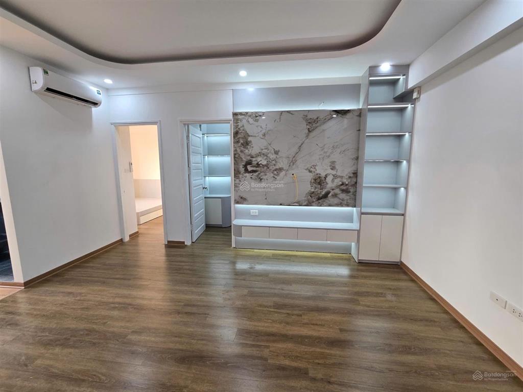 Bán cc phường trần phú  hoàng mai đối diện gamuda. dt 62m2, 2pn, 1wc. giá 3.95 tỷ. 0983 282 ***