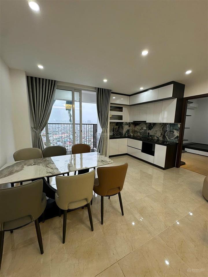 Bán cc toà a1 chung cư 151 nguyễn đức cảnh  hoàng mai. dt 88m2 2pn 2vs. giá 5,5 tỷ.  0983 282 ***