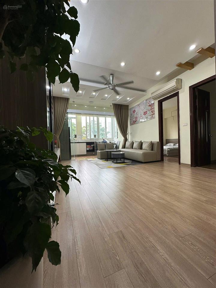 Bán chung cư lilama 124 minh khai. dt 80m2 có 2 phòng ngủ, 2wc. giá 6 tỷ.  0983 282 ***