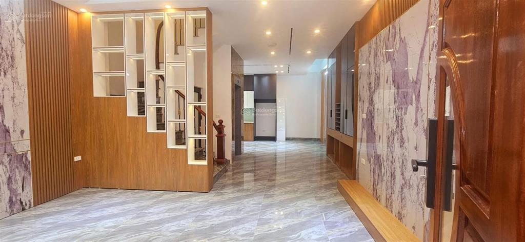 Bán nhà riêng phố nguyễn cao  hai bà trưng. dt 50m2 xây 6 tầng có thang máy. giá 14 tỷ. 0983 282 ***