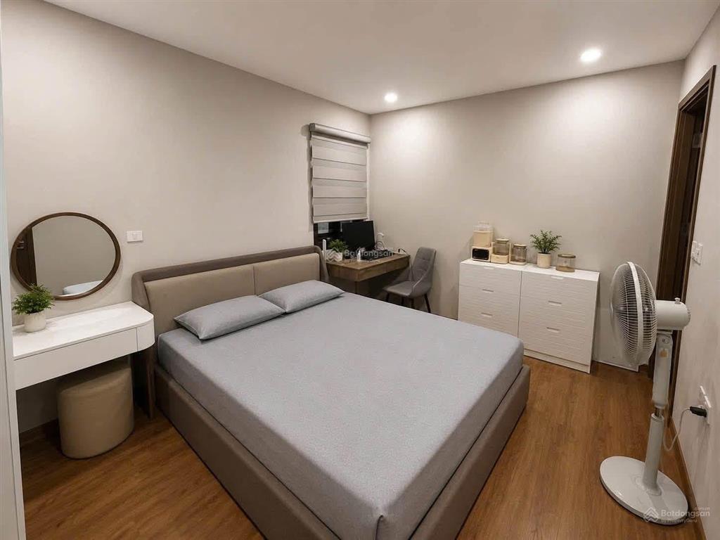 Bán căn hộ cc hồng hà eco tứ hiệp thanh trì. dt 65m2 gồm 2 pn, 1 vs. giá 3,95 tỷ. 0983 282 ***