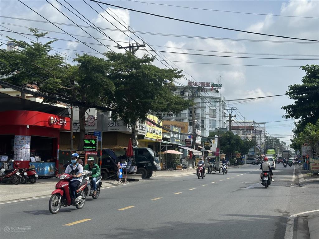 Bán nhà mt tây hòa, dt 7x23m vuông vức, khu buôn bán sầm uất, giá 22 tỷ thương lượng