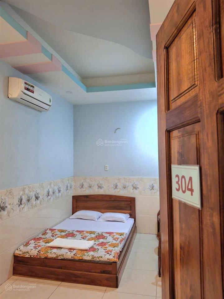 Cần bán chdv 5 tầng đường 22, dt 6x30m có 18 phòng cho thuê và ở, giá tốt chỉ 23,2 tỷ có bớt