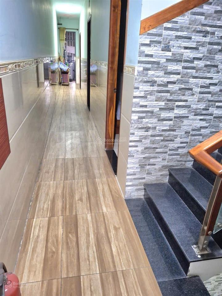 Cần bán chdv 5 tầng đường 22, dt 6x30m có 18 phòng cho thuê và ở, giá tốt chỉ 23,2 tỷ có bớt