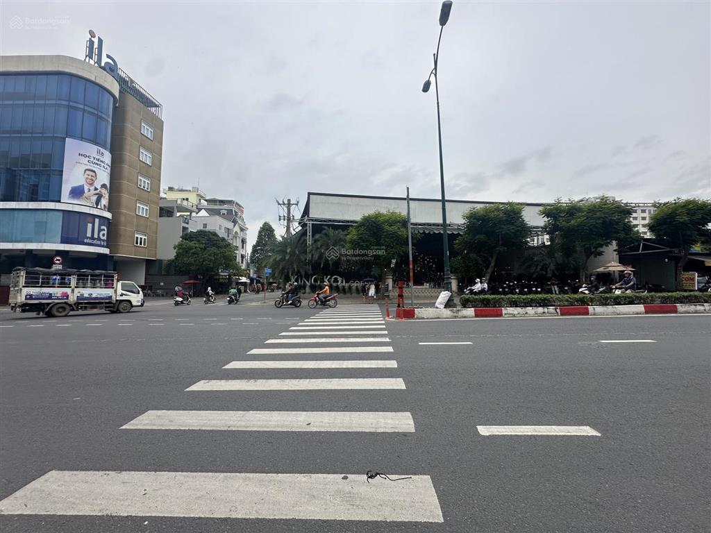 Mt nguyễn văn tăng, góc 2mt 10x27m, vị trí đẹp sầm uất, khu vực xd 1 hầm 7 tầng, giá 36 tỷ tl