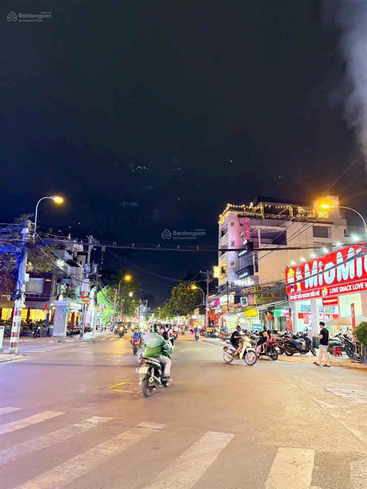 Mt đỗ xuân hợp, ngang 5m sử dụng 150m2, sẵn nhà cấp 4 cho thuê, xd được 1 hầm 7 tầng, giá chỉ 19 ty