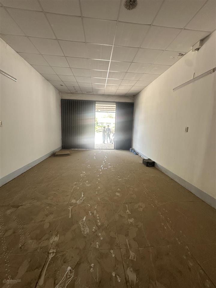 Chỉ 15 tỷ mt kinh doanh nguyễn xiển, sử dụng 240m2 có 200m2 thổ cư, khu xây dựng cao tầng