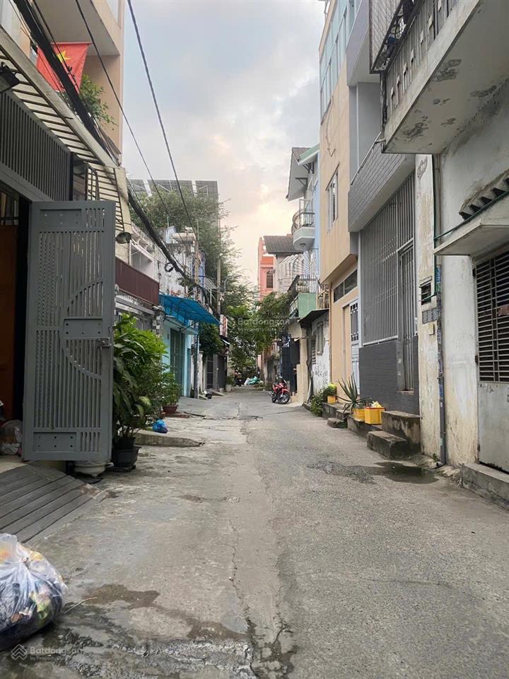 Bán nhà hẻm xe hơi thông p.tây thạnhngay đh công thương.dt 4x18m (cn đủ)4tầng kiên cố.giá8tỷ8 tl