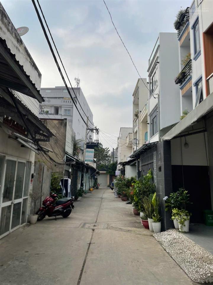 Bán đất hẻm xe hơi đường số 16 ngay kênh tham lương  dt 4x23m, giá 5tỷ7