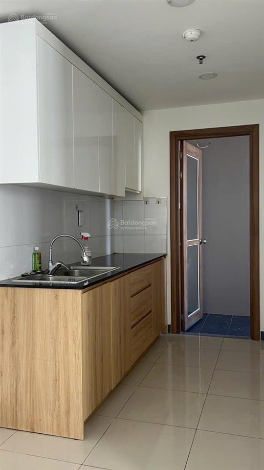 Cần bán gấp căn hộ imperial place thương mại 2pn 1wc 56m đã có sổ hồng giá 2.7 tỷ