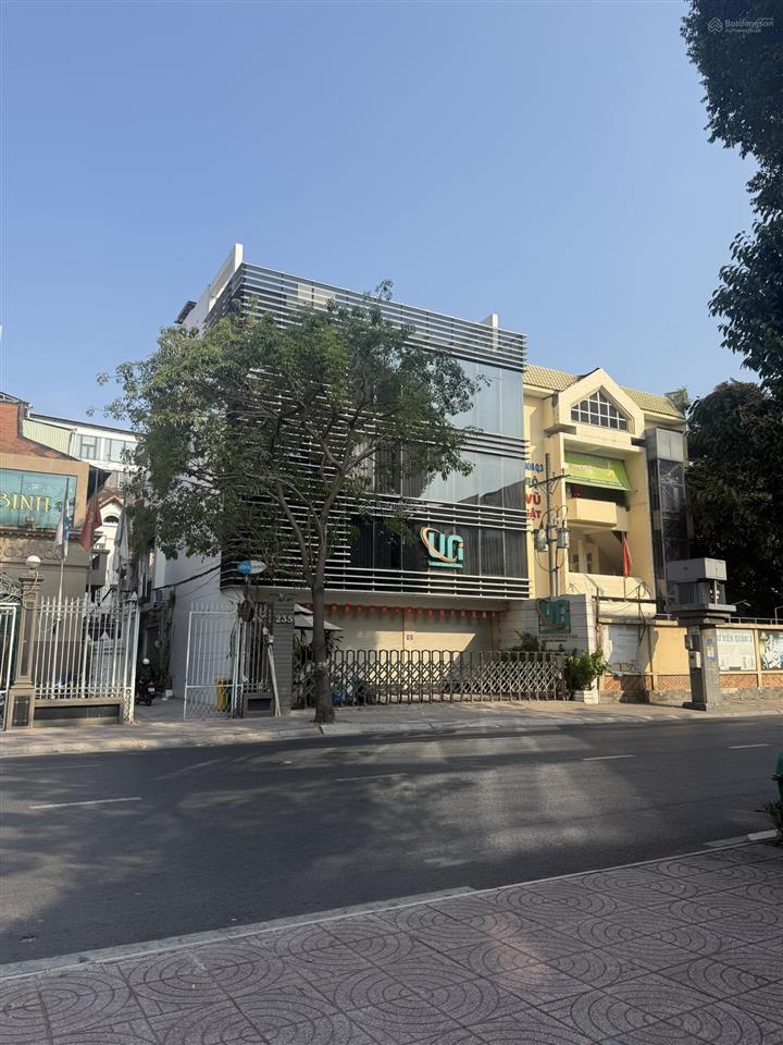 Cho thuê nhà mt võ thị sáu, quận 3 dt 12x15m dtsd 370m² giá 180 triệu