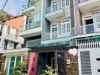 Hẻm xe hơi 8m có lề, ngay trục phan huy ích đối diện emart, nhà 5 tầng mới cứng, sổ hồng vuông