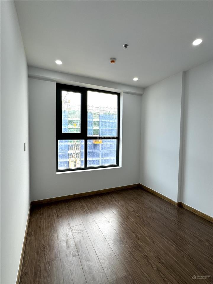 Bán nhanh căn green topaz 2pn 51m2 giá chỉ 2,39tỷ bao thuế phí, tầng đẹp, hỗ trợ khách vay bank.