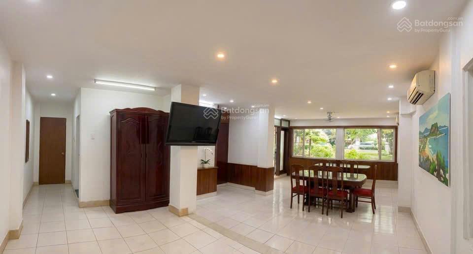 Cho thuê mặt bằng  đầy đủ nội thất  vị trí đắc địa trung tâm hải châu, đà nẵng