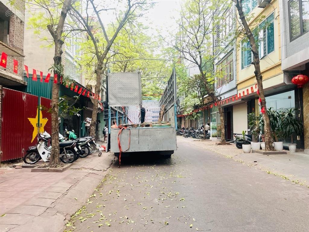 Bán nhà khu dịch vụ xala hà đông  50m  mặt tiền rộng  kinh doanh đỉnh  chỉ hơn 16 tỷ