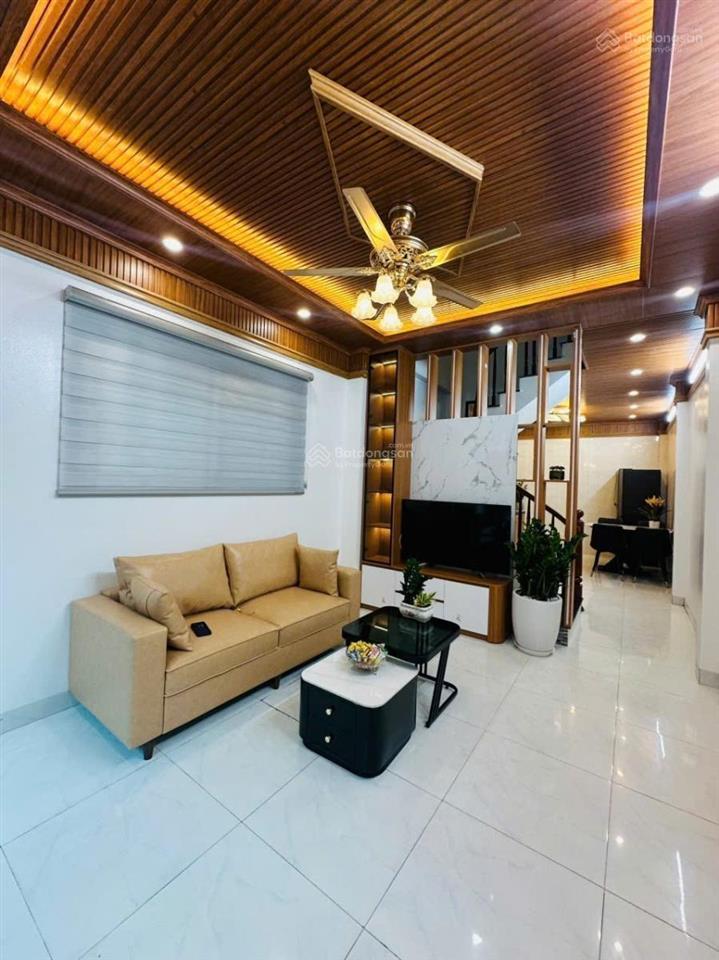Bán nhà quang trung  gần ngã tư văn phú 45m 4 tầng chỉ nhỉnh 9 tỷ