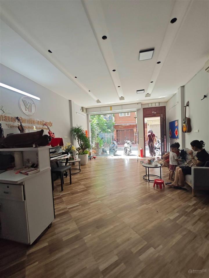 Nhà riêng 86m2 5 tầng thang máy  đường ô tô tránh  kinh doanh  giá đầu tư tốt