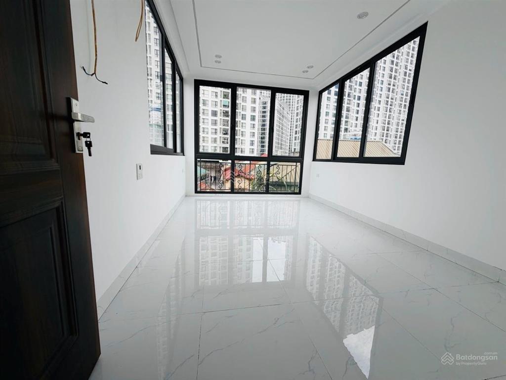 Bán nhà 7 tầng thang máy ở giáp nhất thanh xuân  nhỉnh 12 tỷ