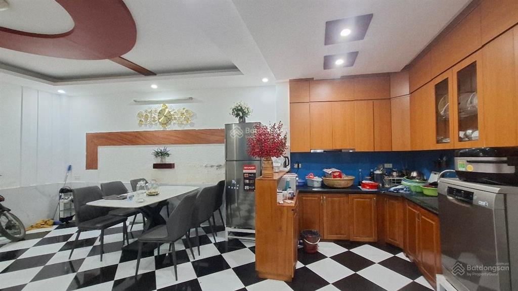 Nhà đẹp cự lộc  thanh xuân | 40m x 5 tầng | ngõ nông thoáng | ô tô cách 20m | chỉ hơn 10 tỷ