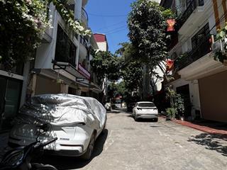 Bán nhà 4 tầng khu dọc bún kđt văn khê 50m vỉa hè ô tô tránh chỉ hơn 13 tỷ!