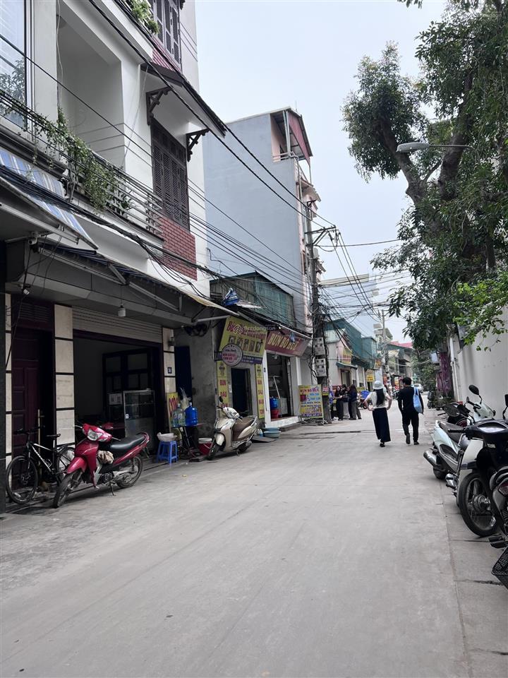 Bán nhà ỷ la, dương nội, 61m2, đường ô tô tránh, gần đh kiểm sát kinh doanh sầm uất