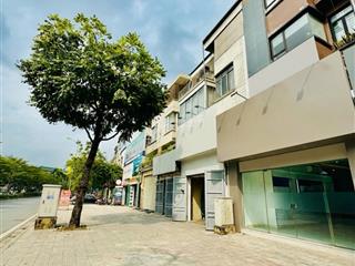 Nhà mặt phố văn khê văn phú, trục đường đôi, vỉa hè đá bóng, 100m2 giá cực tốt