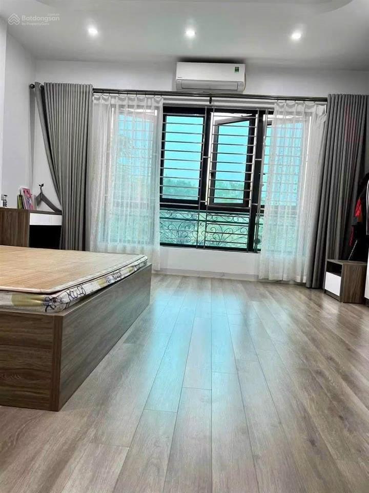Bán nhà lk khu đấu giá mậu lương hà đông 50m 5 tầng đường 16m hơn 14 tỷ