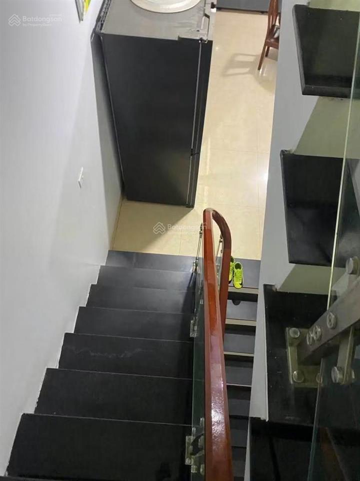 Mặt phố kđt văn phú hà đông 65m 5 tầng vỉa hè rộng ô chờ thang máy nhỉnh 24 tỷ