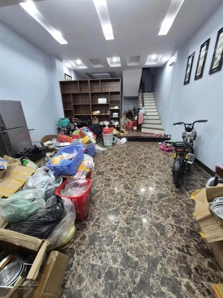Mặt phố kđt văn phú hà đông 65m 5 tầng vỉa hè rộng ô chờ thang máy nhỉnh 24 tỷ
