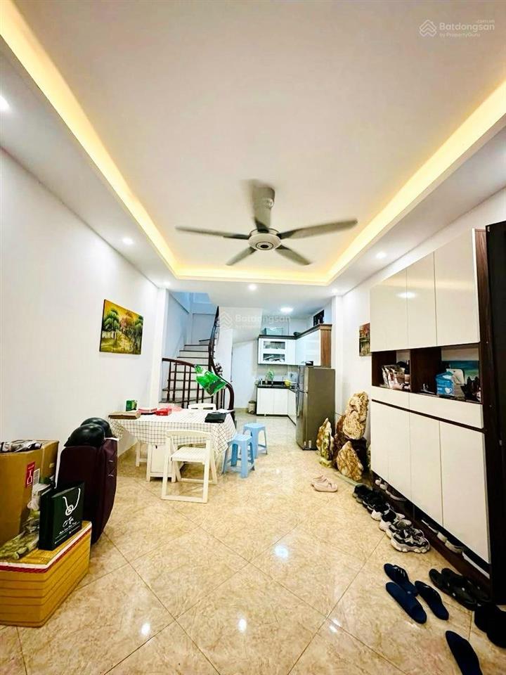 Nhà phố khương trung  ngã tư sở  dt 50m2 full nội thất  ngõ ô tô  hơn 11 tỷ