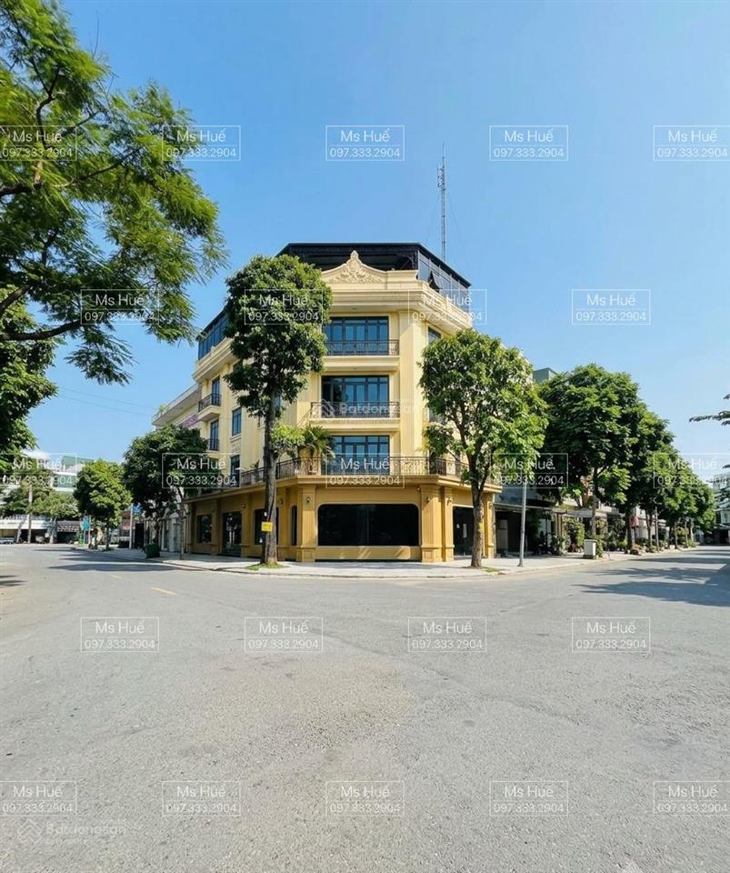 Lô góc 3 mặt tiền văn phú hà đông  180m2, 5 tầng thang máy, dòng tiền 125 triệu/tháng