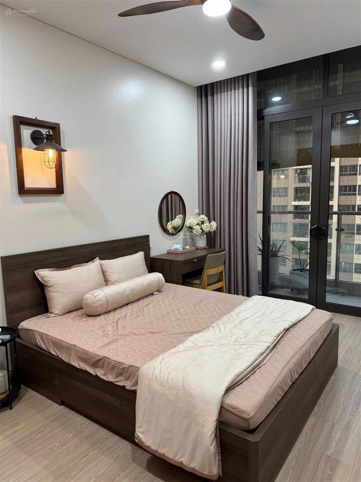 Chính chủ bán căn góc 4pn goldsilk vạn phúc, dt 128m2, sẵn sổ, full nội thất nhập khẩu, giá 7 tỷ