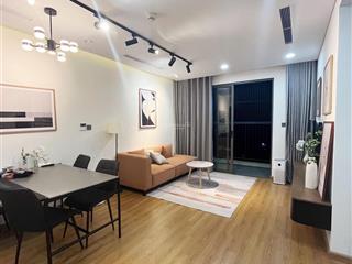 Chính chủ bán căn 2ngủ mỹ đình plaza 2, dt 78m, sẵn sổ, full nội thất, ban công đn, giá 5.6 tỷ