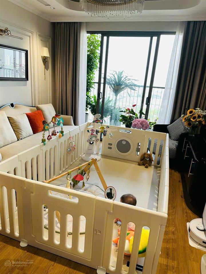 Chính chủ bán căn 2ngủ roman plaza tố hữu, dt 78m, sẵn sổ, full nội thất, có slot ô tô, giá 5.3 tỷ