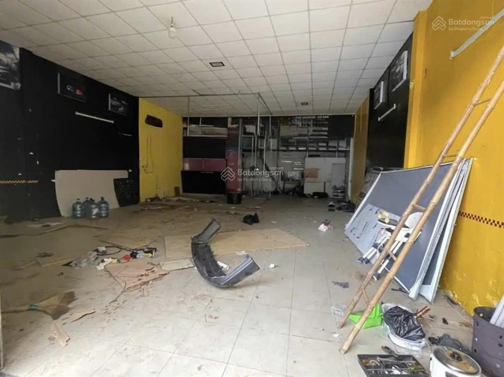 Cho thuê mtkd tô hiệu 8x15m  gác 23tr