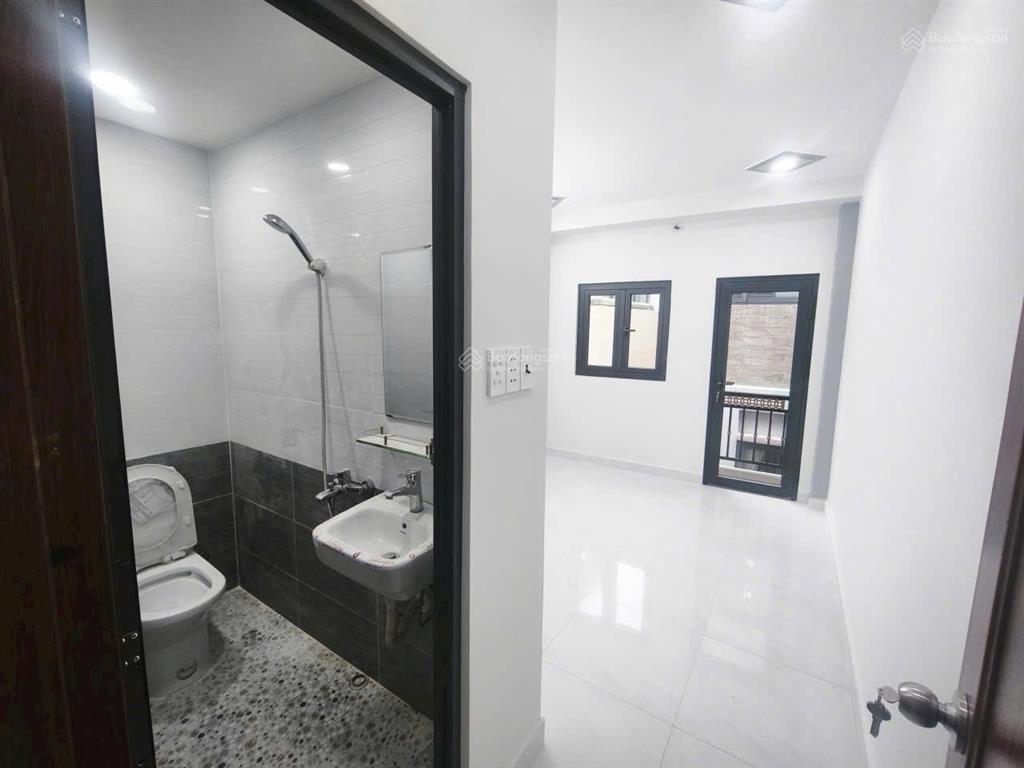 Bán nhà 730/lạc long quân 3.2x6  2 lầu 3.2 tỷ