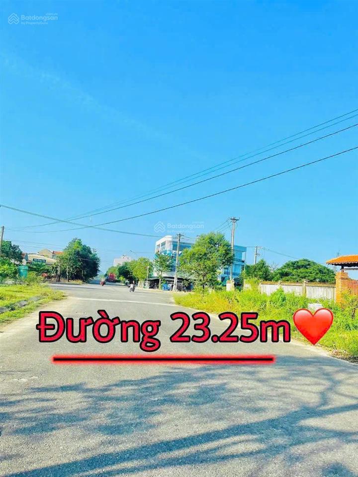 Giá hời kđt số 3  lô sát bên fpt  view công viên  xây nhà rất thoáng