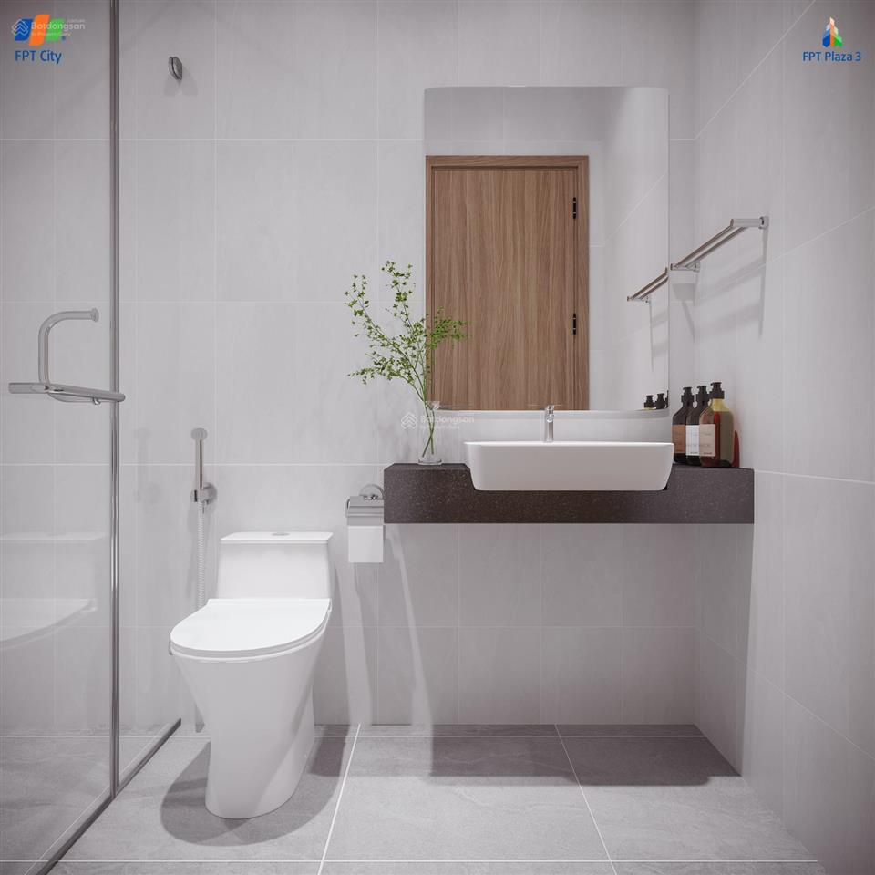 Cần bán gấp căn hướng đông, tầng cao, view biển 2pn fpt plaza 3 mới nhận bàn giao nhà