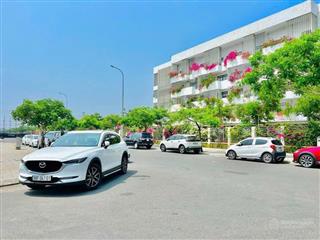 Giá tốt! cần tiền bán nhanh lô v5 khu đô thị fpt, gần tòa fpt complex giá đầu tư