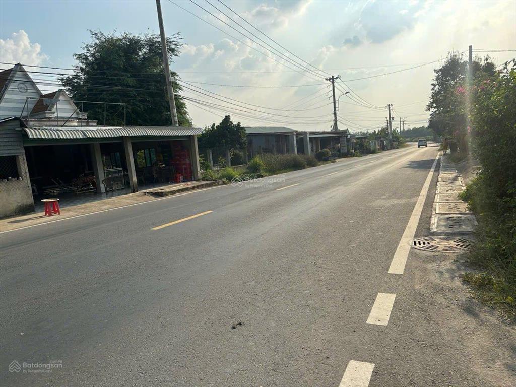 Cho thuê đất trống dài hạn có 2 mặt tiền đường tỉnh lộ 7 và hẻm hông 5m