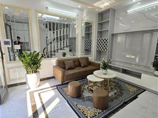Nhà bát khốilong biên, 35m2 6tỷ bao thuế phí