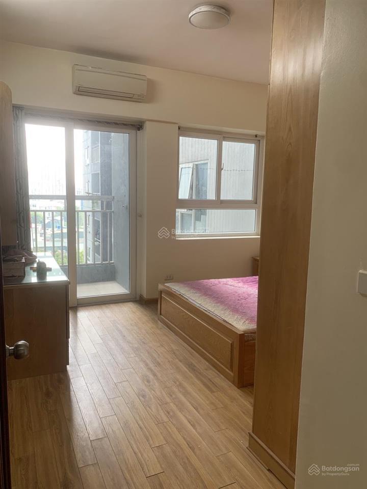 Bán căn hộ chung cư 83 m2, 2 pn, tòa 165 thái hà, đống đa, ban công đông nam.0904 760 ***