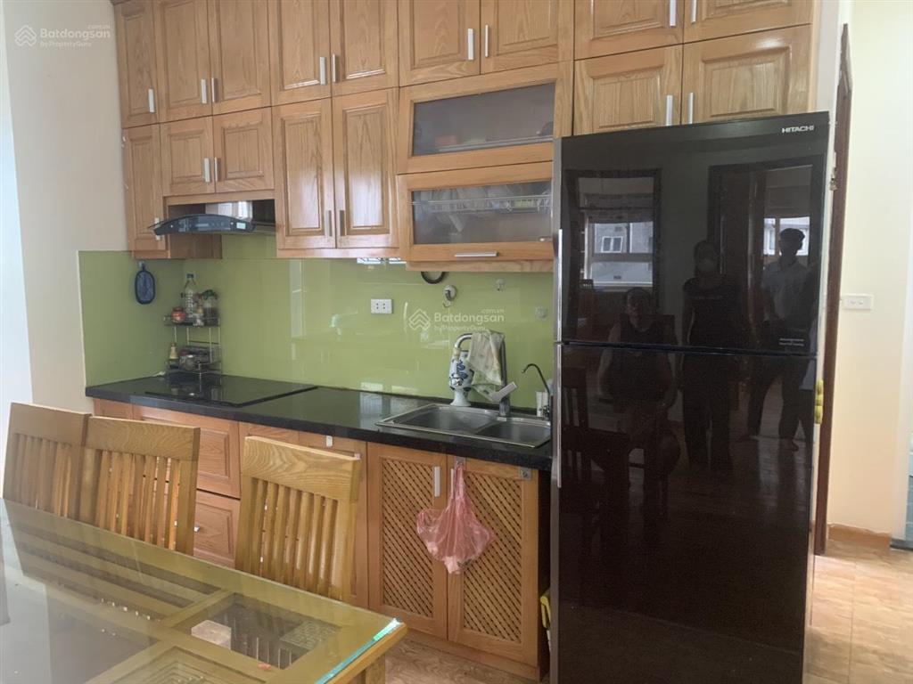 Bán căn hộ chung cư 83 m2, 2 pn, tòa 165 thái hà, đống đa, ban công đông nam.0904 760 ***