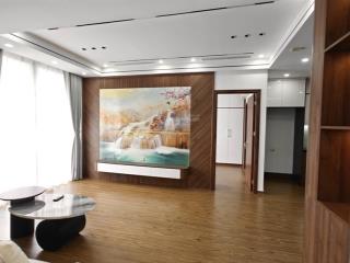 Cần bán gấp căn hộ chung cư cao cấp 101 m2,3 pn mặt đường lê văn lương