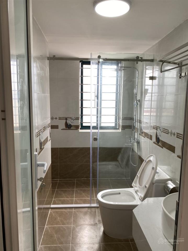 Bán căn hộ chung cư 110 m2, 3 pn 71 nguyễn chí thanh.  0904 760 ***