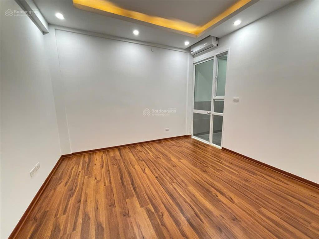54 triệu/m2 rẻ nhất mễ trì thượng. cần bán gấp căn hộ chung cư 111 m2, 3 pn tòa ct5 mễ trì thượng