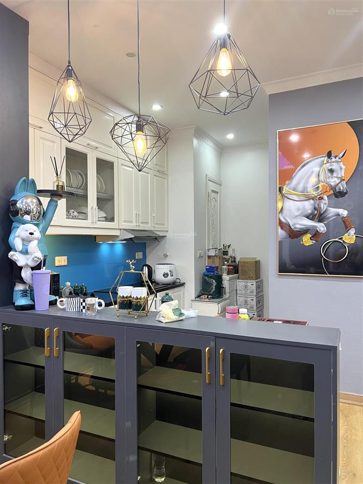 Cần bán gấp căn hộ chung cư cao cấp 115 m², 2 pn, 1 kho tòa trung yên plaza số 1 trung hòa