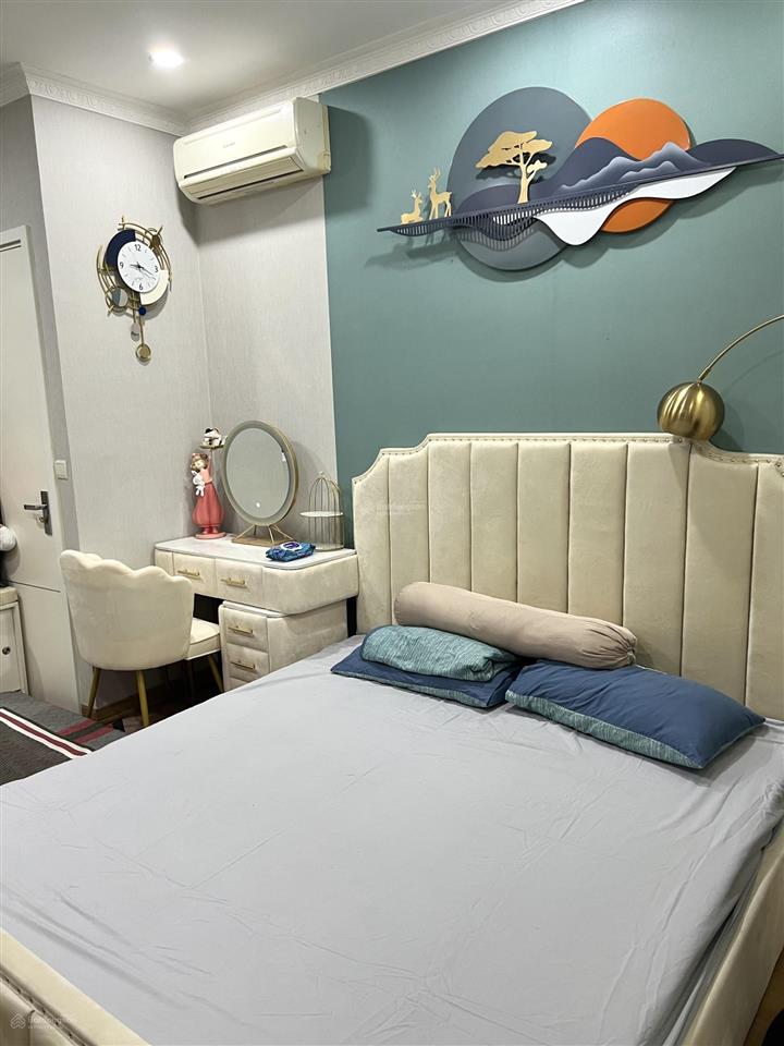 Cần bán gấp căn hộ chung cư cao cấp 115 m², 2 pn, 1 kho tòa trung yên plaza số 1 trung hòa