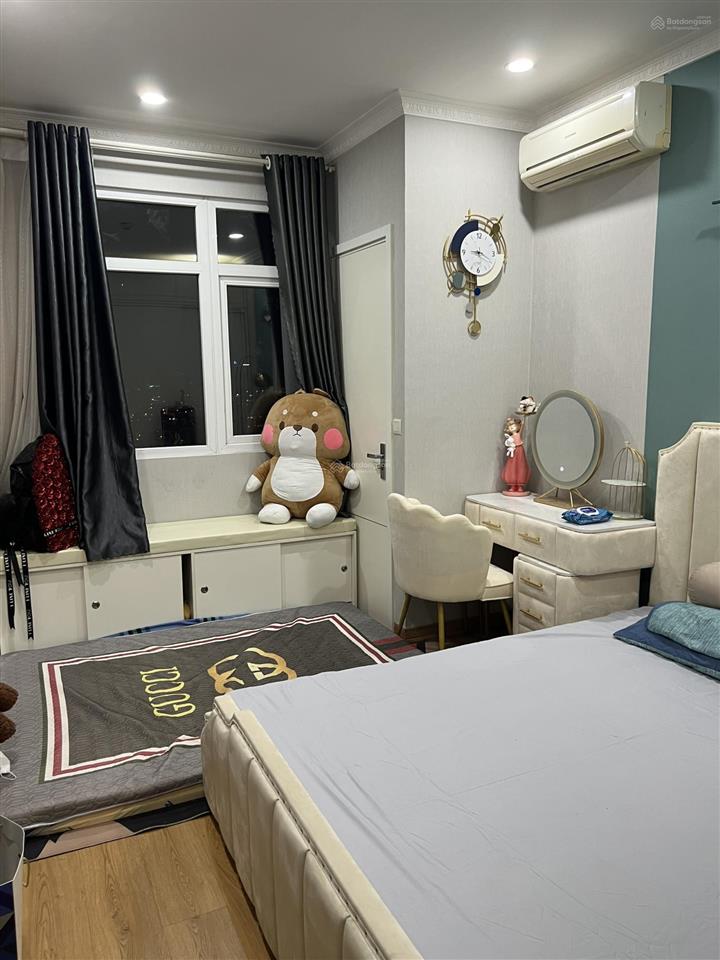 Cần bán gấp căn hộ chung cư cao cấp 115 m², 2 pn, 1 kho tòa trung yên plaza số 1 trung hòa