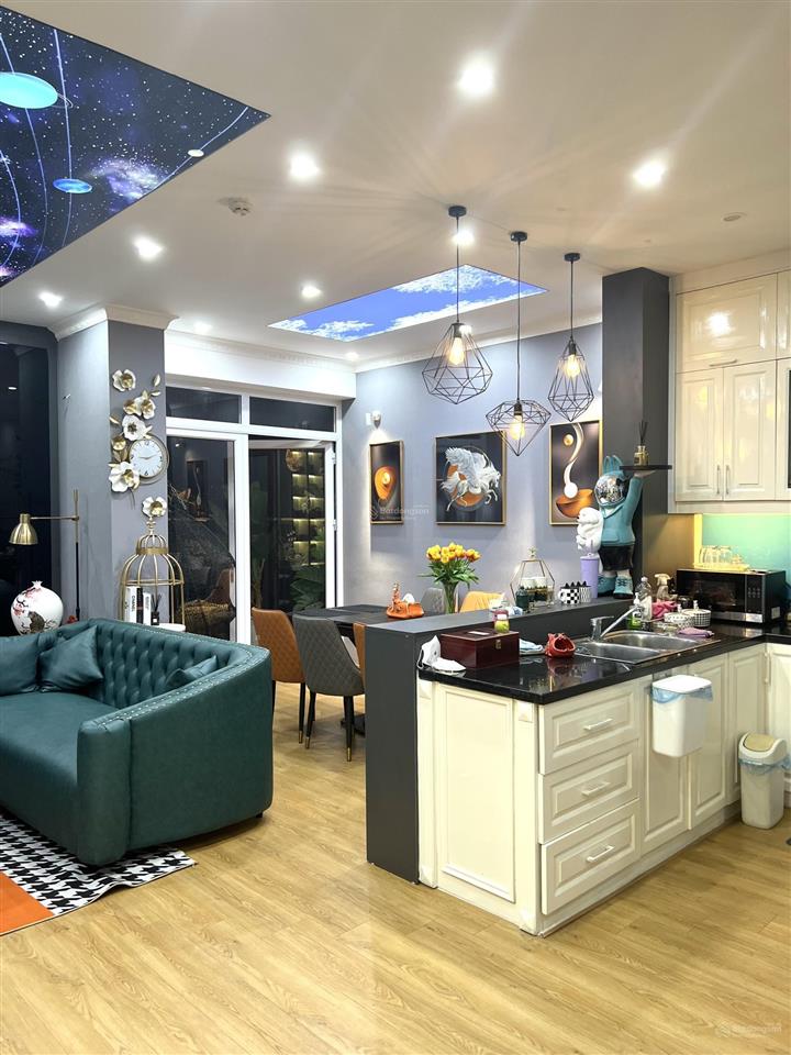 Cần bán gấp căn hộ chung cư cao cấp 115 m², 2 pn, 1 kho tòa trung yên plaza số 1 trung hòa